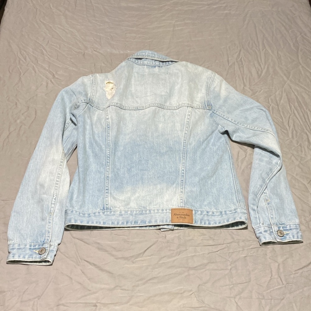 Abercrombie & Fitch women’s jean jacket size large - Picture 4 of 8